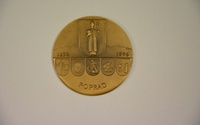 Medaila 740. výročie prvej písomnej zmienky o Poprade, averz